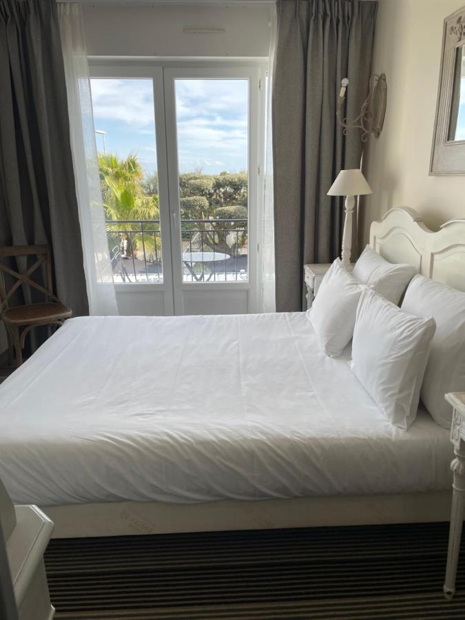 Hotel Le Martray Ars-en-Re Bagian luar foto