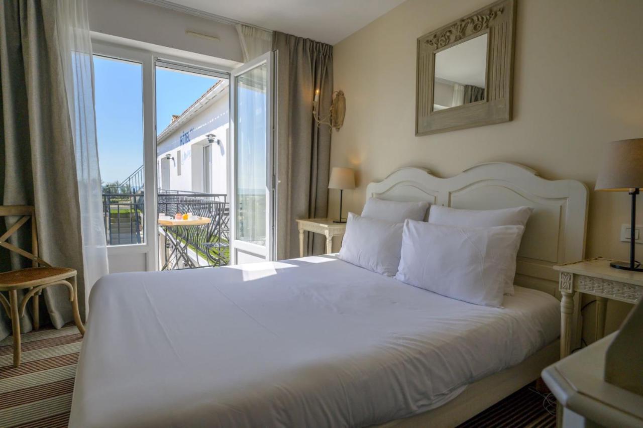 Hotel Le Martray Ars-en-Re Bagian luar foto