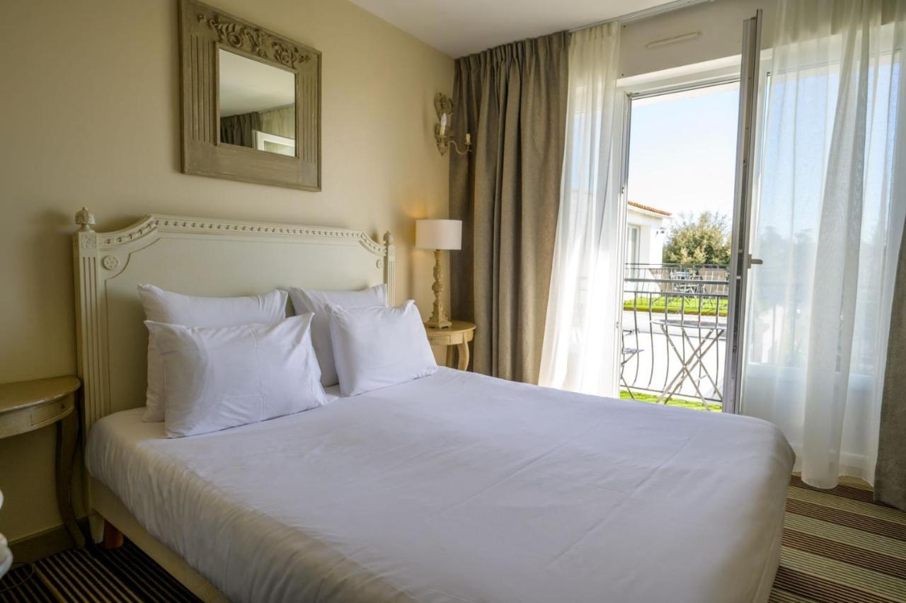 Hotel Le Martray Ars-en-Re Bagian luar foto