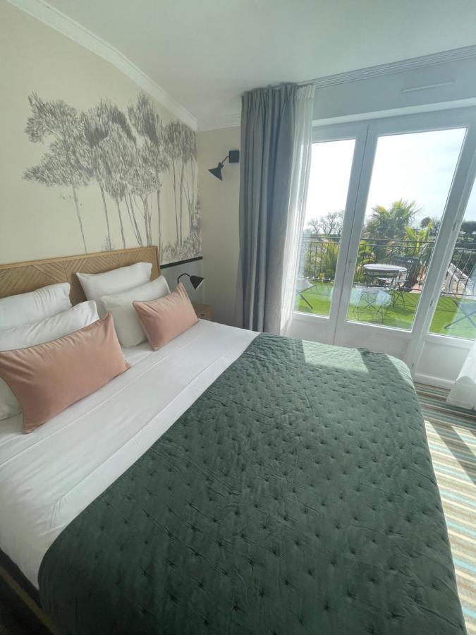 Hotel Le Martray Ars-en-Re Bagian luar foto