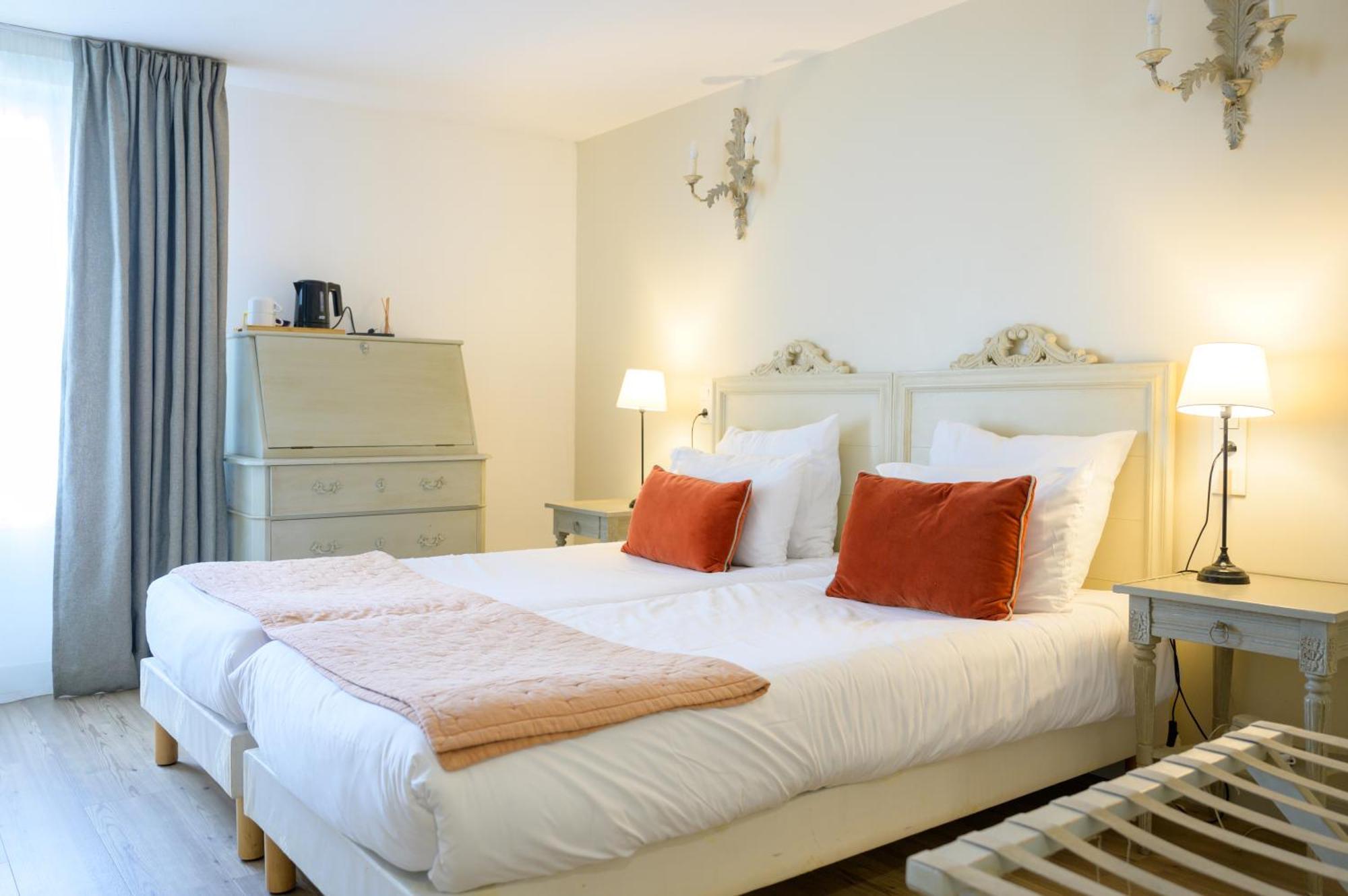 Hotel Le Martray Ars-en-Re Bagian luar foto